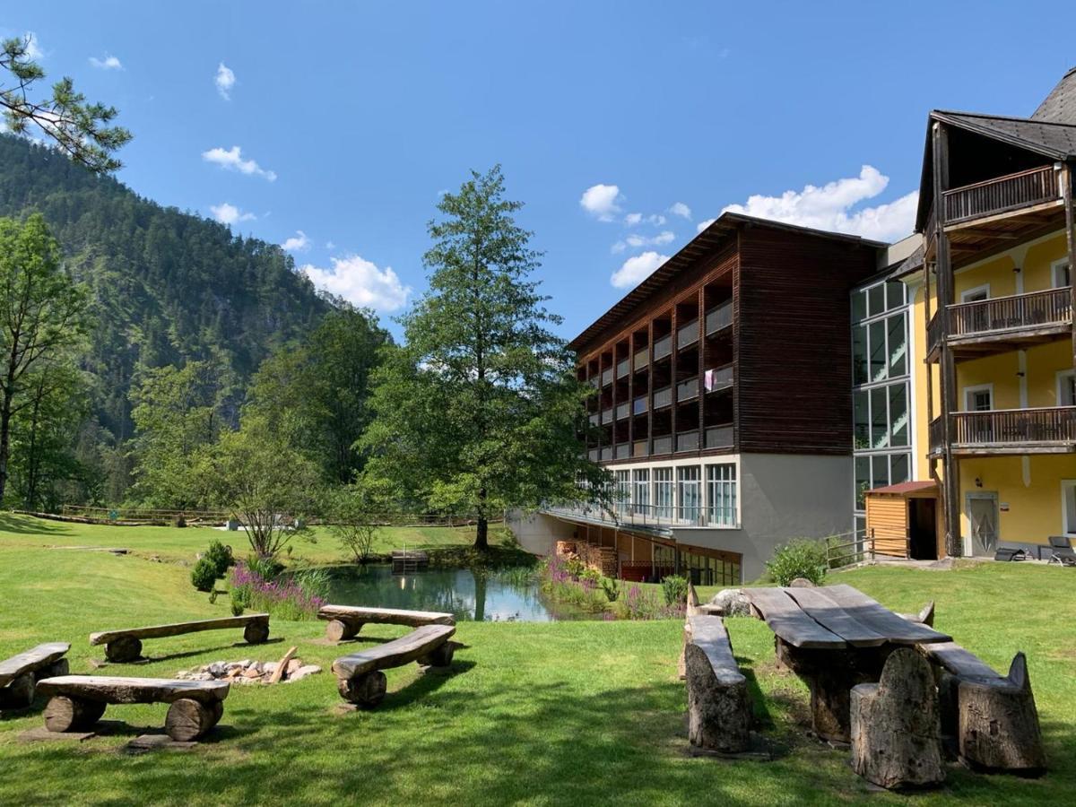 Hotel Bergkristall Wildalpen Exterior foto